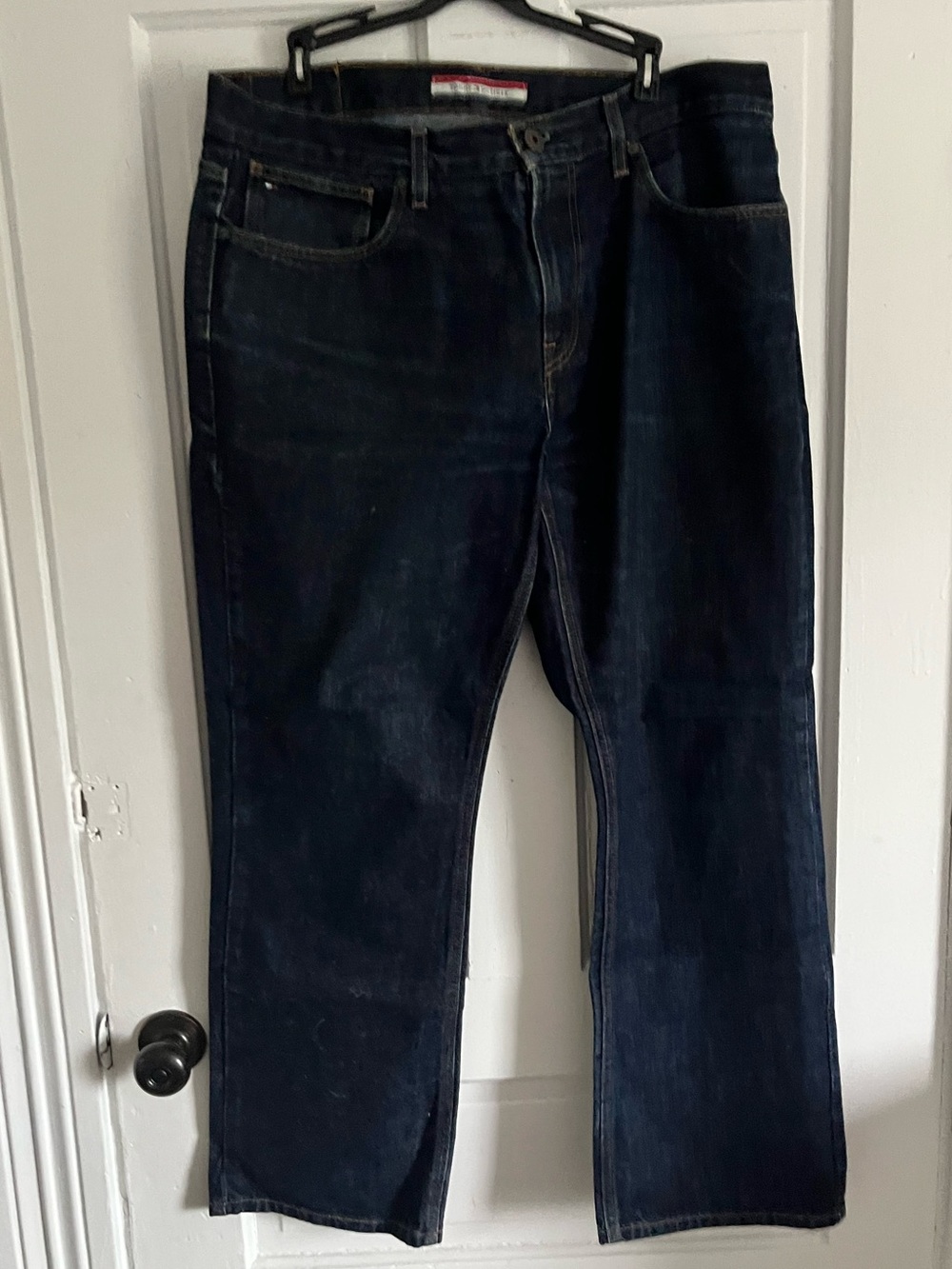 Tommy Hilfiger Men's Straight Jeans in Dark Blue Denim